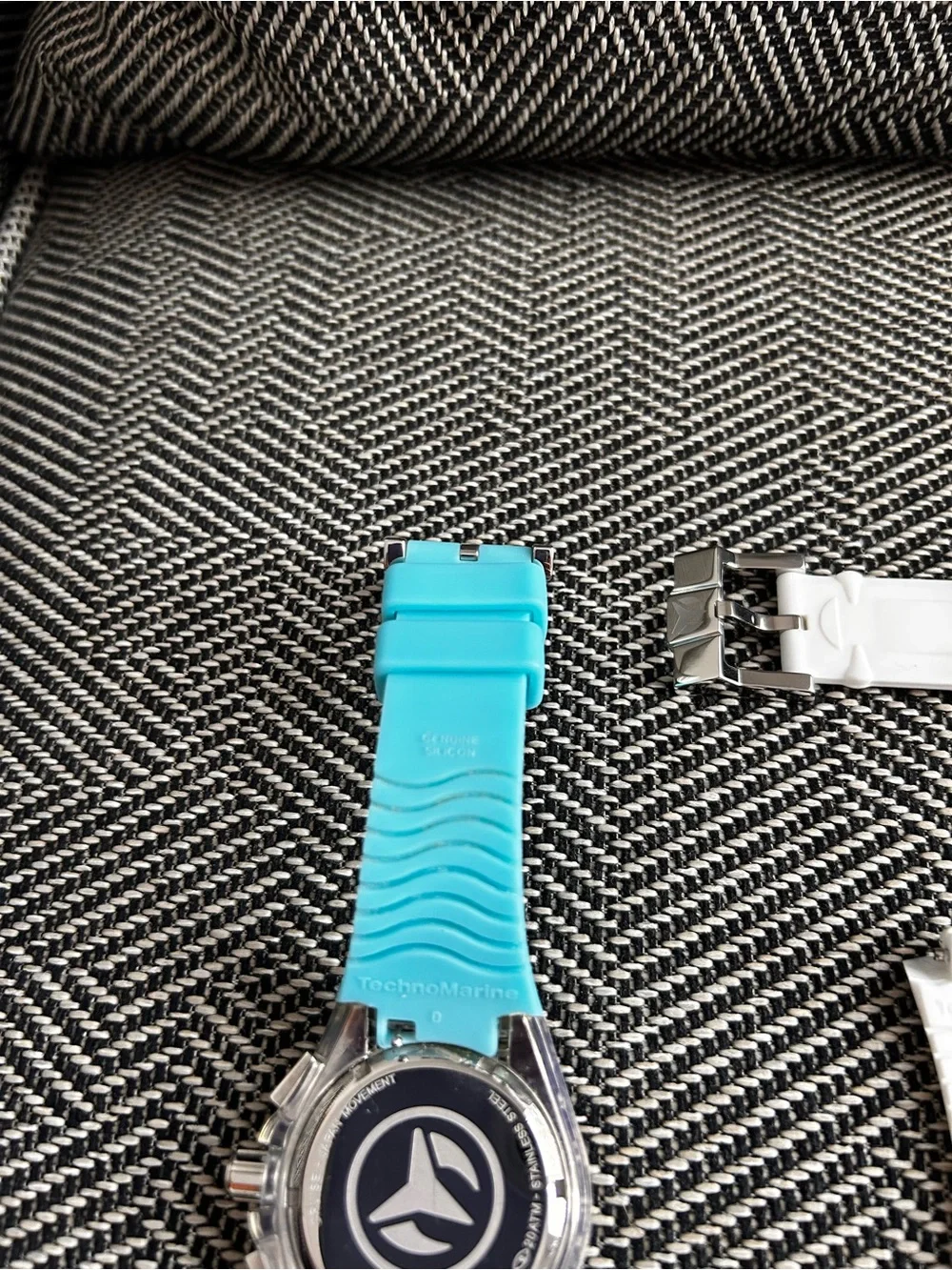 Technomarine Turquoise Silicone Strap Chronograph Watch w/ extra white strap